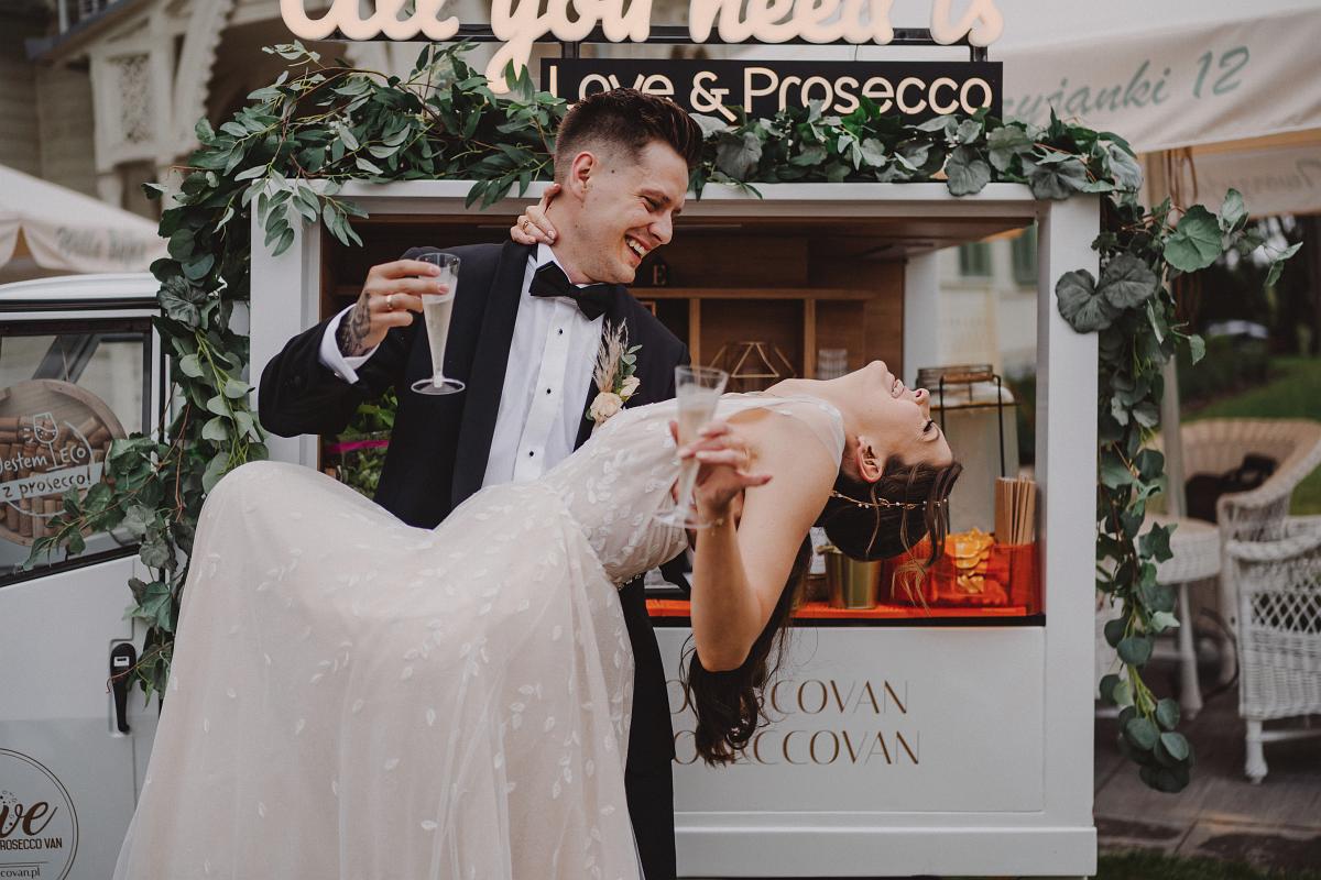 miłość i prosecco w tworzyjankach